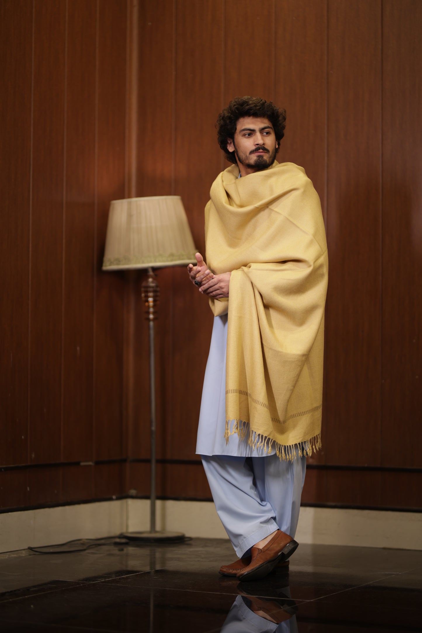 CAMEL AUSTRALIAN MEN SHAWL _ PURE AUSTRALIAN WOOLEN