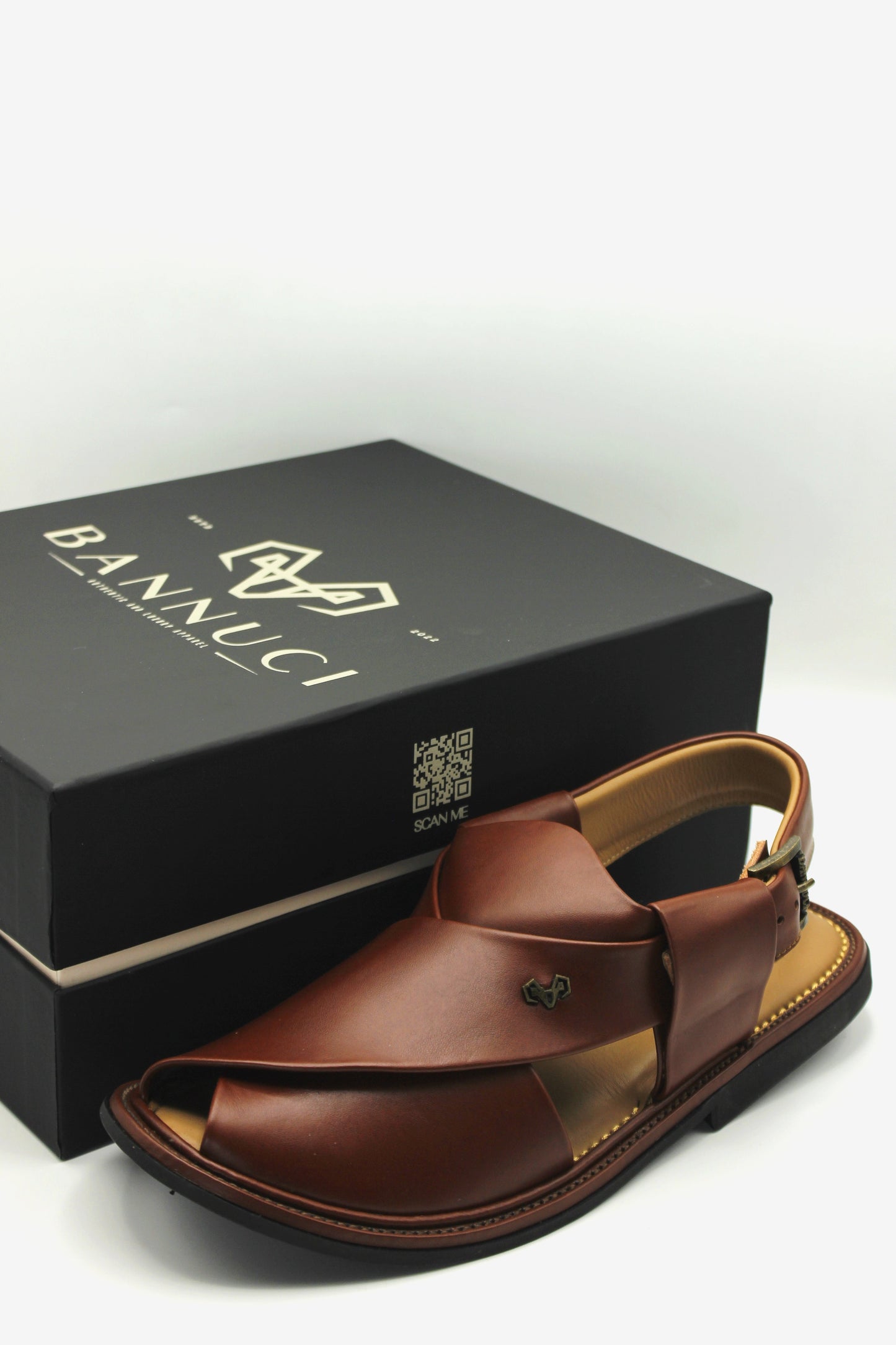 Luxury Round Shape Red Maroon Peshawari Chappal